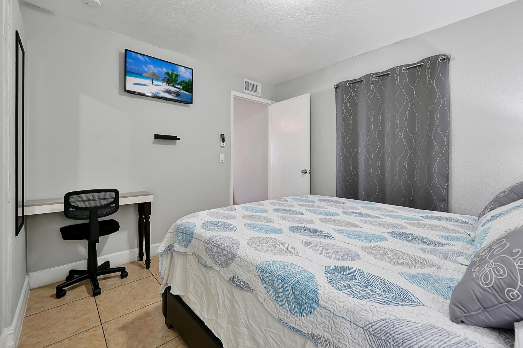 Comfortable Private Room In Tampa: The Wanderlust Zewnętrze zdjęcie