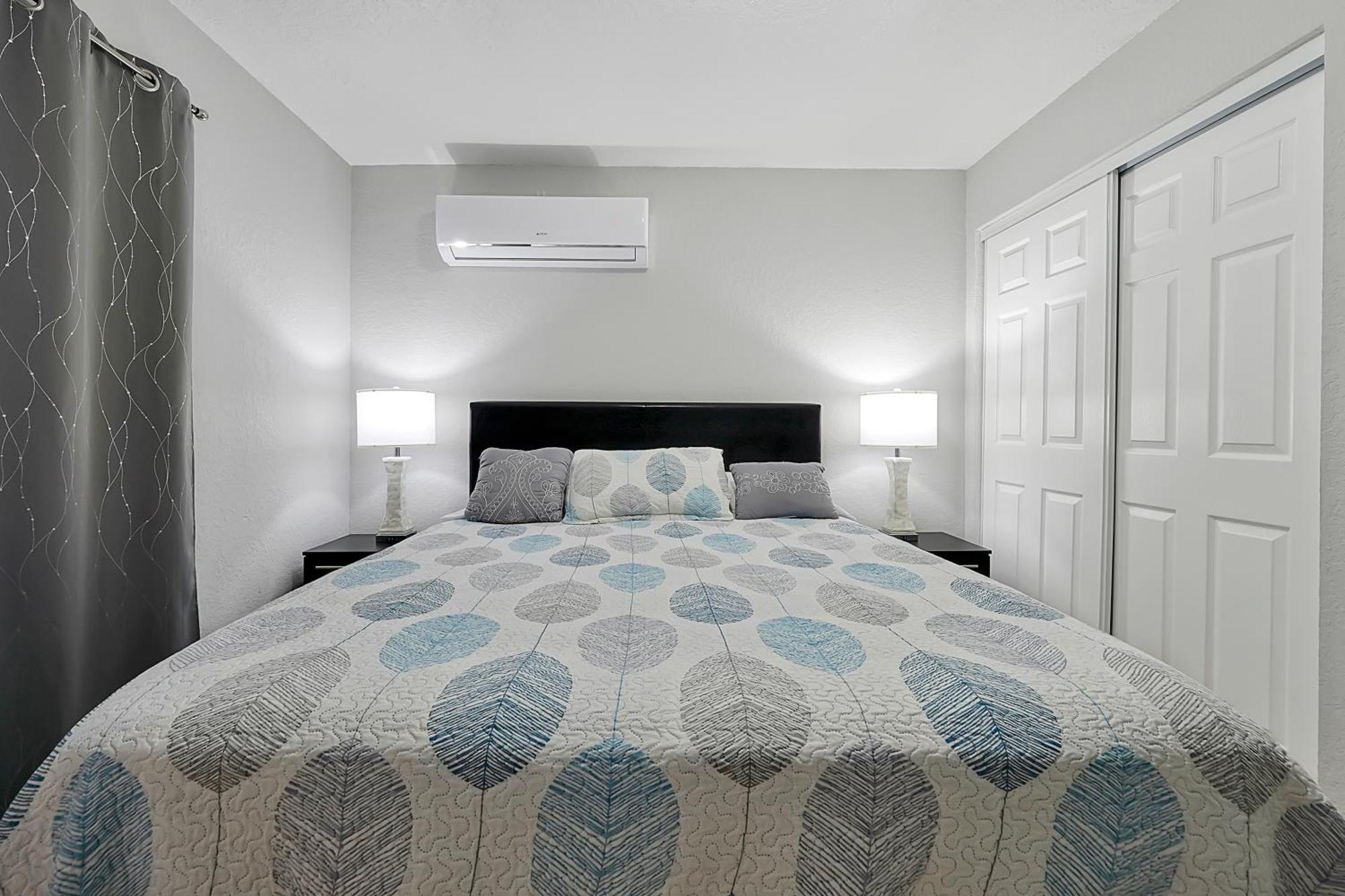 Comfortable Private Room In Tampa: The Wanderlust Zewnętrze zdjęcie